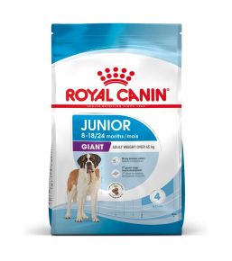 Royal Canin Giant Junior (over 45 kg) dog food - Kibbles